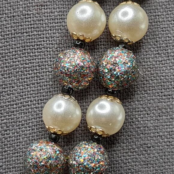 Vintage Glitter Bead Necklace, Glass Pearls, Art Beads, 1950s Jewelry - Picture 3 of 11